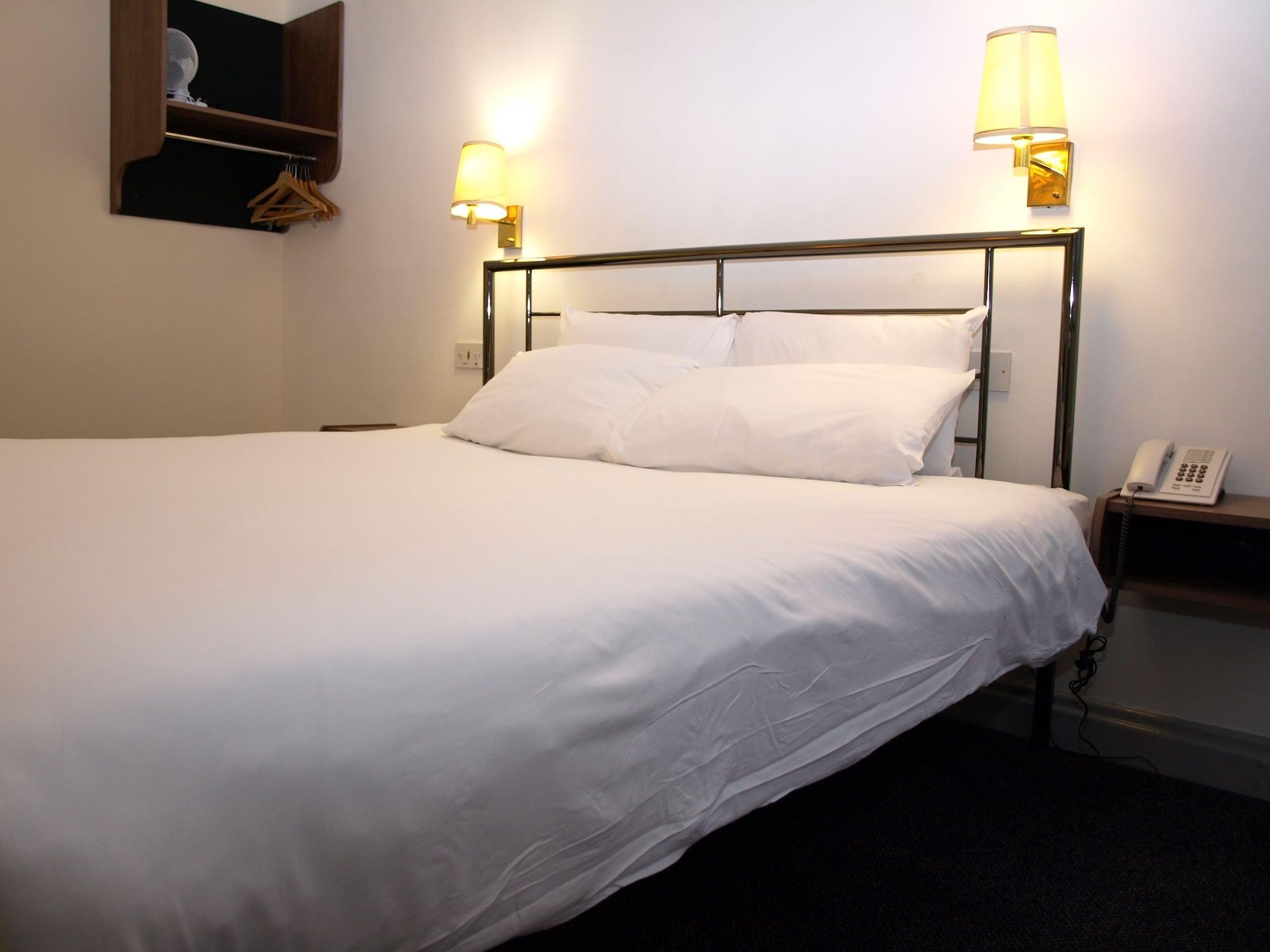 247 โฮเทล Hotel โอลดัม ภายนอก รูปภาพ